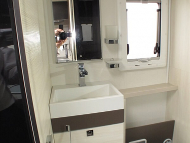  2017-chausson-welcome-530-for-sale-uc5795-35.jpg