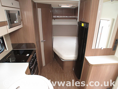  2017-elddis-encore-255-for-sale-uc5511-37.jpg