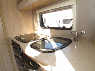  2017-elddis-riva-gold-115-ros231-22.jpg