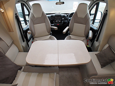  2017-rapido-680ff-for-sale-uc5976-18.jpg