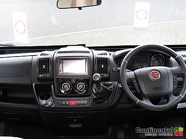  2017-rapido-680ff-for-sale-uc5976-9.jpg