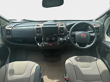  2017-swift-bessacarr-484-for-sale-uc6047-11.jpg