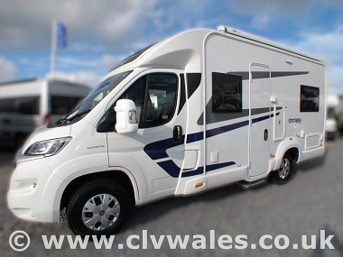 2017-swift-escape-664-for-sale-in-south-wales-uc5492-10-blurred-version.jpg