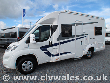  2017-swift-escape-664-for-sale-in-south-wales-uc5492-3.jpg