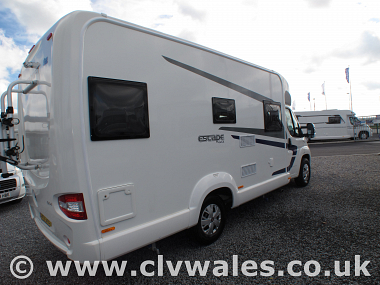  2017-swift-escape-664-for-sale-in-south-wales-uc5492-7.jpg