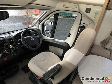  2017-swift-kontiki-635-for-sale-uc5953-26.jpg