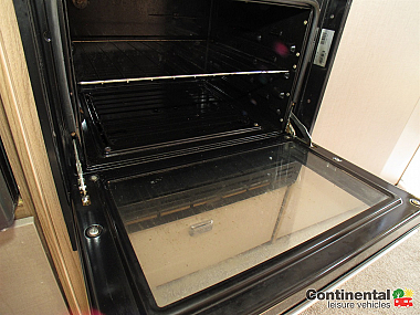  2017-swift-kontiki-635-for-sale-uc5953-43.jpg