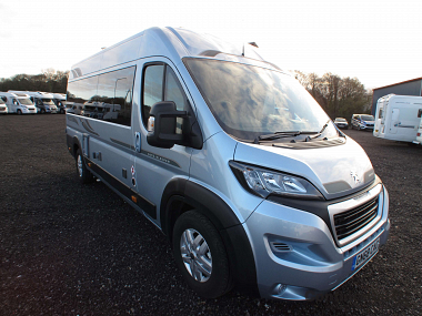  2018-autosleeper-fairford-uc5640-8.jpg