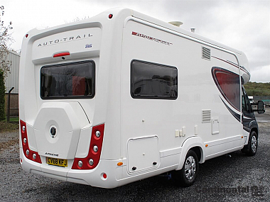  2018-autotrail-apache-634-for-sale-uc5818-7.jpg