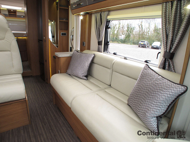  2018-autotrail-frontier-comanche-for-sale-uc5658-26.jpg