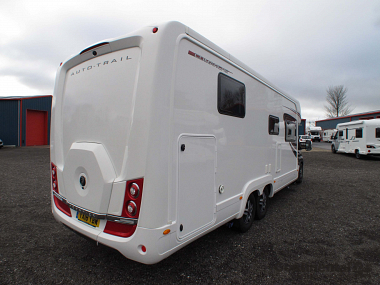  2018-autotrail-frontier-comanche-for-sale-uc5658-6.jpg