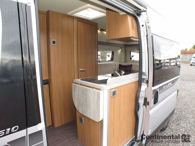  2018-autotrail-v-line-610-sport-for-sale-uc5644-20.jpg