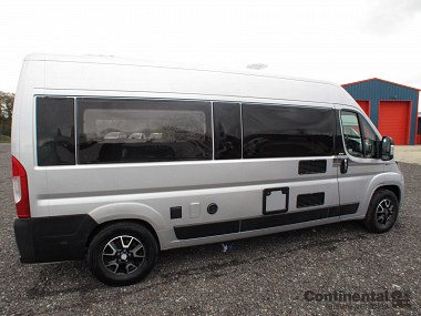  2018-autotrail-v-line-610-sport-for-sale-uc5644-7.jpg