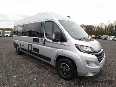  2018-autotrail-v-line-610-sport-for-sale-uc5644-8.jpg