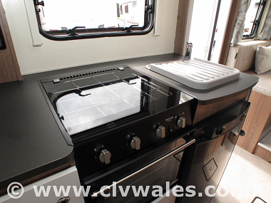  2018-bailey-advance-74-4-motorhomes-in-wales-25bm4305.jpg