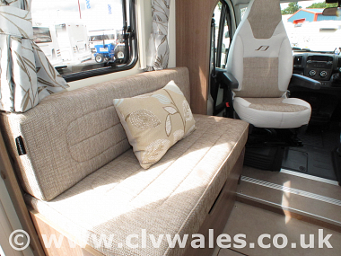  2018-bailey-advance-74-4-motorhomes-in-wales-bm4302-17.jpg