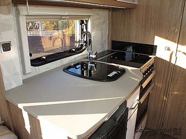  2018-coachman-vip-545-for-sale-uc5839-23.jpg