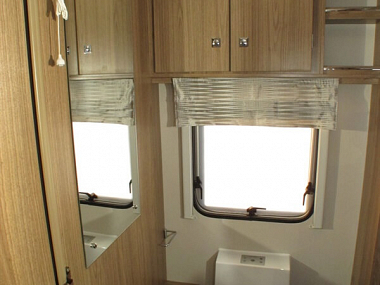  2018-coachman-vip-545-for-sale-uc5839-48.jpg