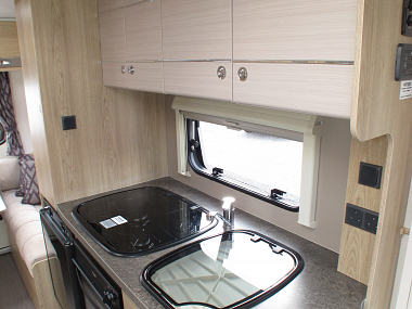  2018-elddis-accordo-135-for-sale-uc5618-24.jpg