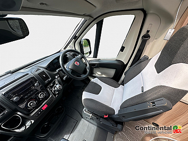  2018-swift-rio-320-for-sale-uc6245-11.jpg