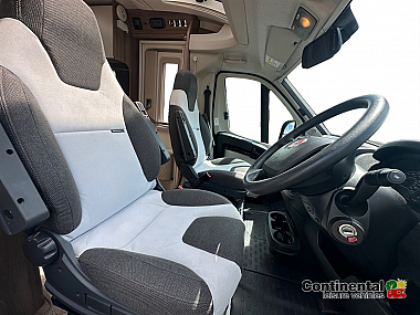  2018-swift-rio-320-for-sale-uc6245-14.jpg