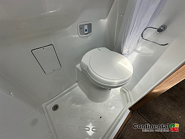  2018-swift-rio-320-for-sale-uc6245-43.jpg