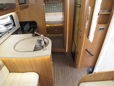  2019-auto-trail-frontier-delaware-for-sale-at4335-20.jpg