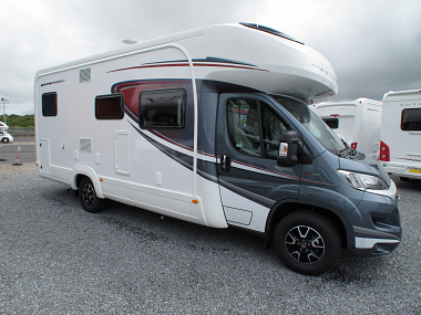  2019-autotrail-apache-632-for-sale-at4393-8.jpg