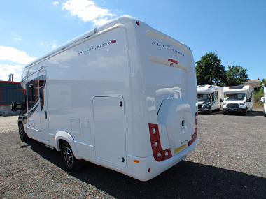  2019-autotrail-apache-632-for-sale-at4415-5.jpg