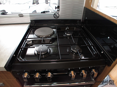  2019-autotrail-apache-634-for-sale-at4419-28.jpg