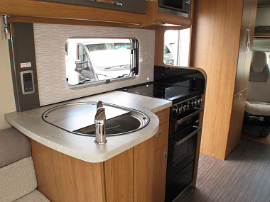 2019-autotrail-apache-634-for-sale-at4419-31.jpg