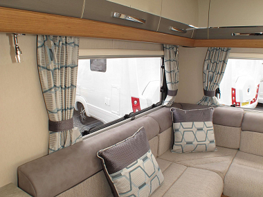  2019-autotrail-apache-634-for-sale-at4419-36.jpg