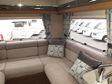  2019-autotrail-apache-634-for-sale-at4419-39.jpg