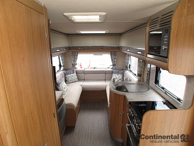  2019-autotrail-apache-634-for-sale-at4419-48.jpg