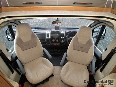  2019-autotrail-apache-634-for-sale-at4419-61.jpg