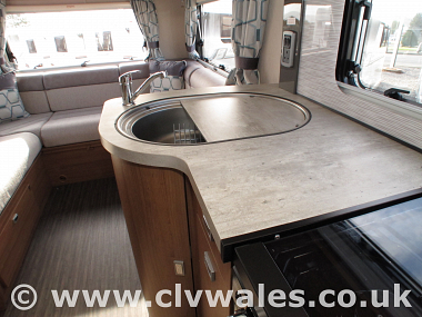  2019-autotrail-apache-634-lo-line-for-sale-at4318-36.jpg