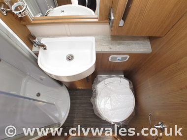  2019-autotrail-apache-634-lo-line-for-sale-at4318-51.jpg