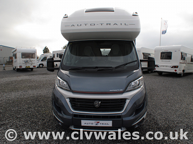  2019-autotrail-apache-700-at4328-2.jpg