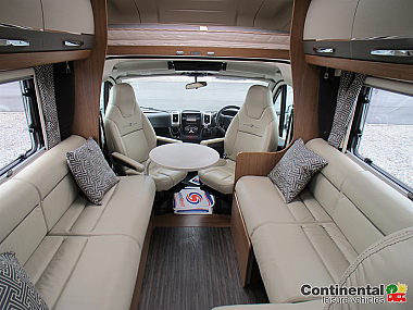  2019-autotrail-comanche-sor123-1.jpg