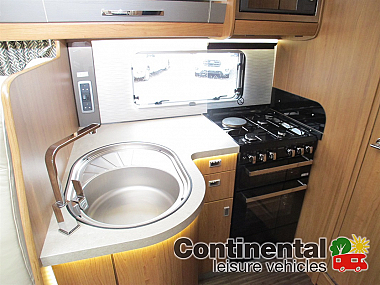  2019-autotrail-comanche-sor123-13.jpg