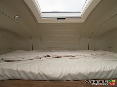  2019-autotrail-comanche-sor123-29.jpg