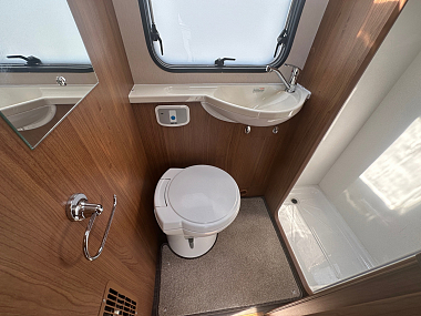  2019-autotrail-imala-615gt-for-sale-ros318-57.jpg