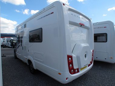  2019-autotrail-tracker-eb-for-sale-at4413-3.jpg