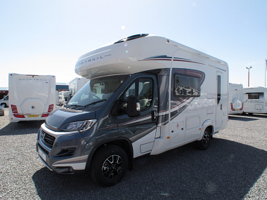  2019-autotrail-tracker-eks-for-sale-at4407-3.jpg