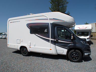  2019-autotrail-tracker-eks-for-sale-at4407-7.jpg