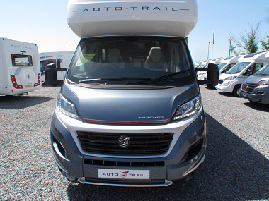  2019-autotrail-tracker-lb-for-sale-at4412-1.jpg