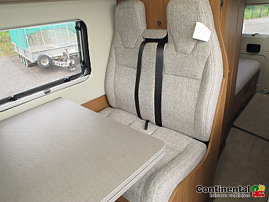  2019-autotrail-tribute-669-for-sale-uc5879-14.jpg