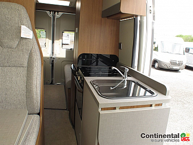  2019-autotrail-tribute-669-for-sale-uc5879-39.jpg