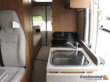  2019-autotrail-tribute-669-for-sale-uc5879-40.jpg