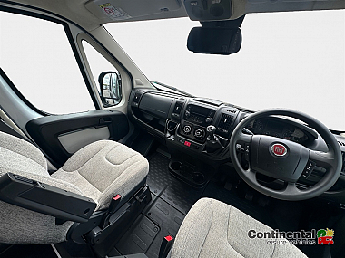  2019-autotrail-tribute-669-gt-for-sale-uc6220-11.jpg